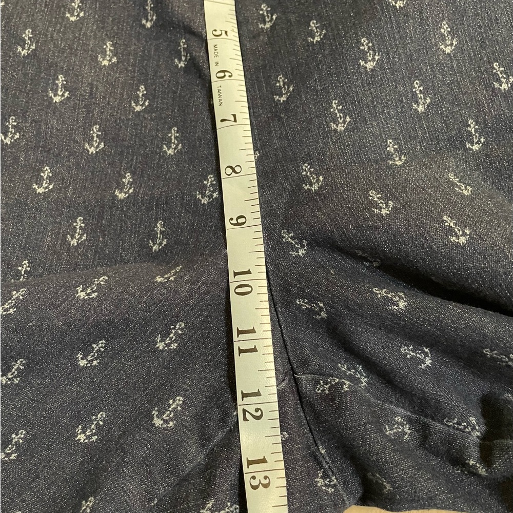 EUC Alfred Dunner Capris. Size 16. Jeans with anchor print. - Picture 6 of 8